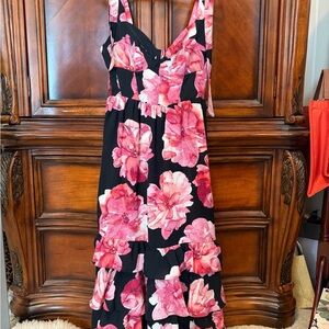 NEW! Sofia Jeans by Sofia Vergara Floral Black and Pink Maxi Dress size small